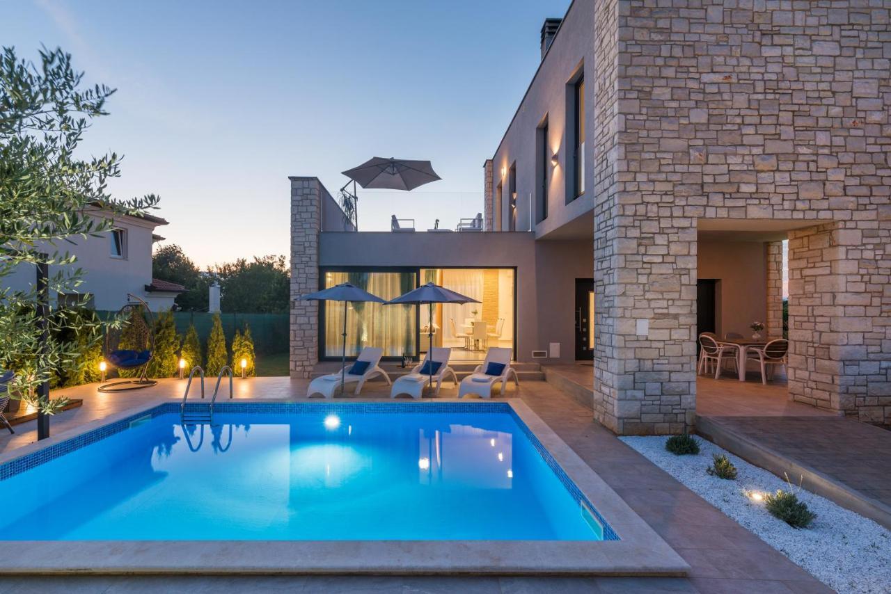 Villa Selest Umag Exteriör bild