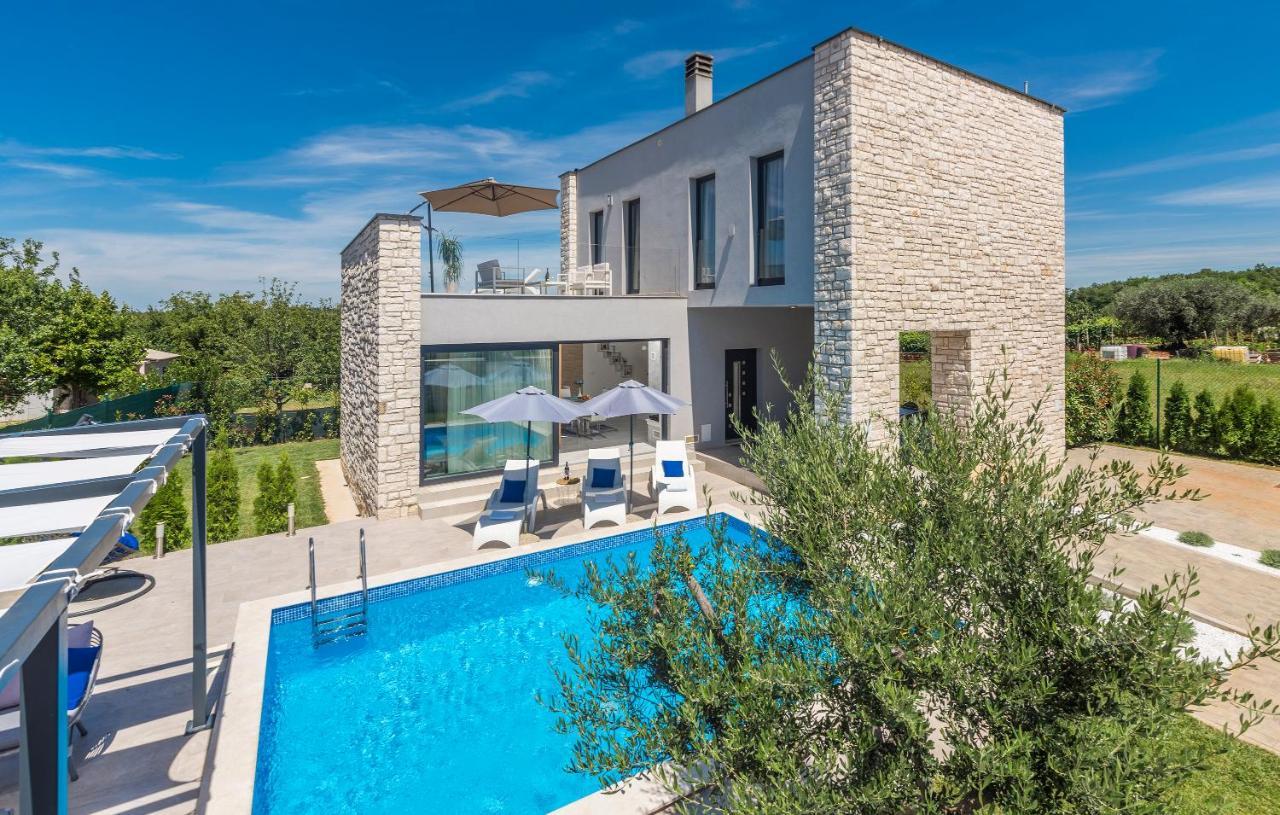 Villa Selest Umag Exteriör bild