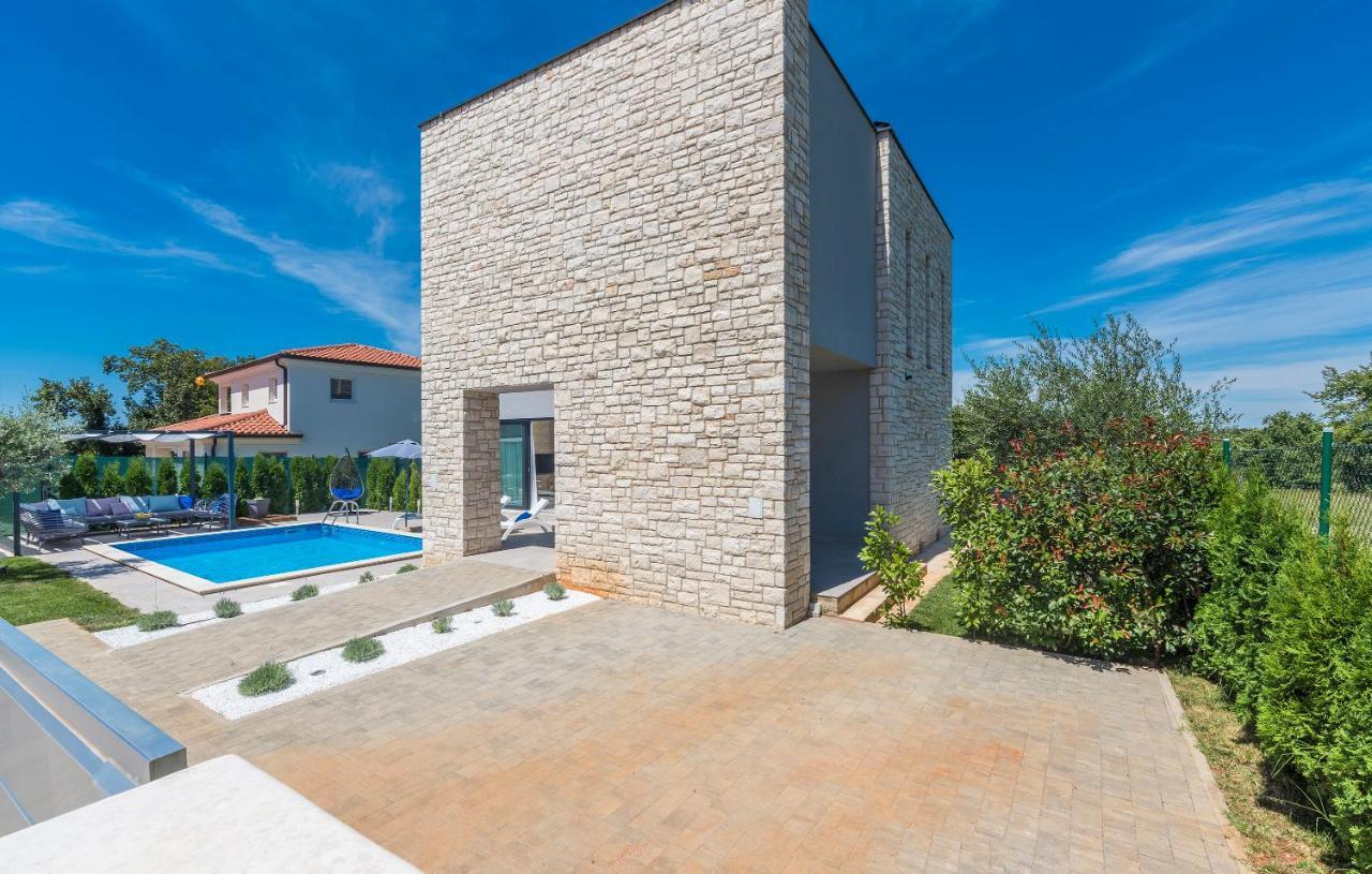 Villa Selest Umag Exteriör bild