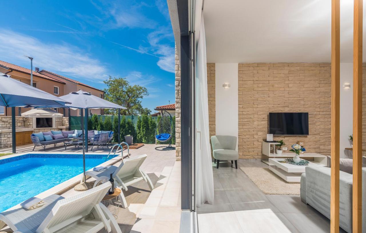 Villa Selest Umag Exteriör bild