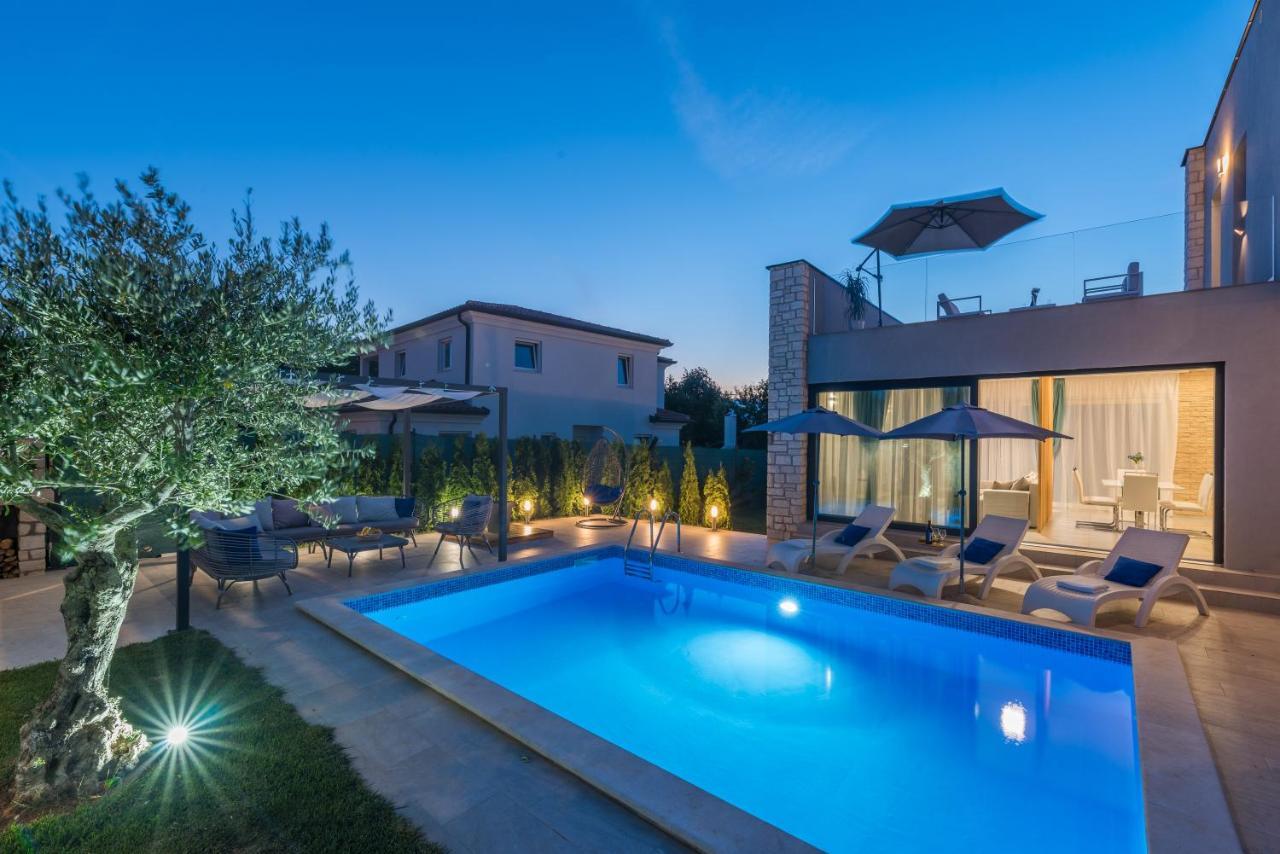 Villa Selest Umag Exteriör bild