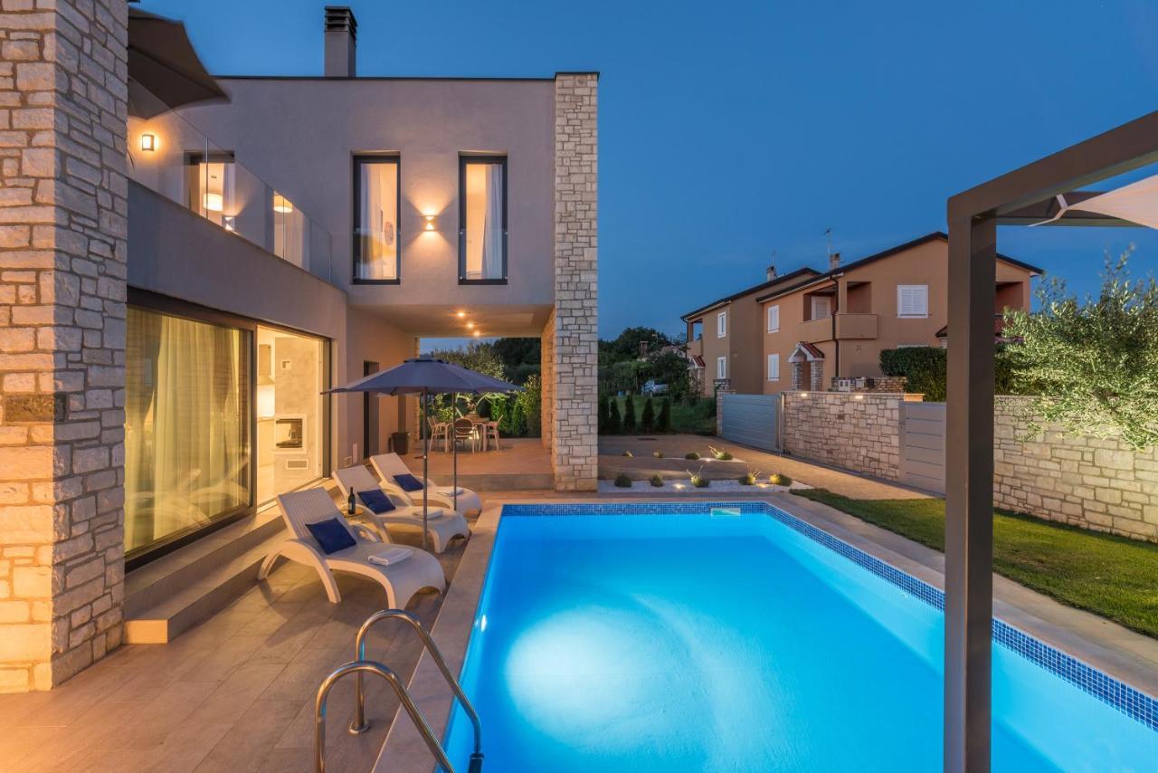 Villa Selest Umag Exteriör bild